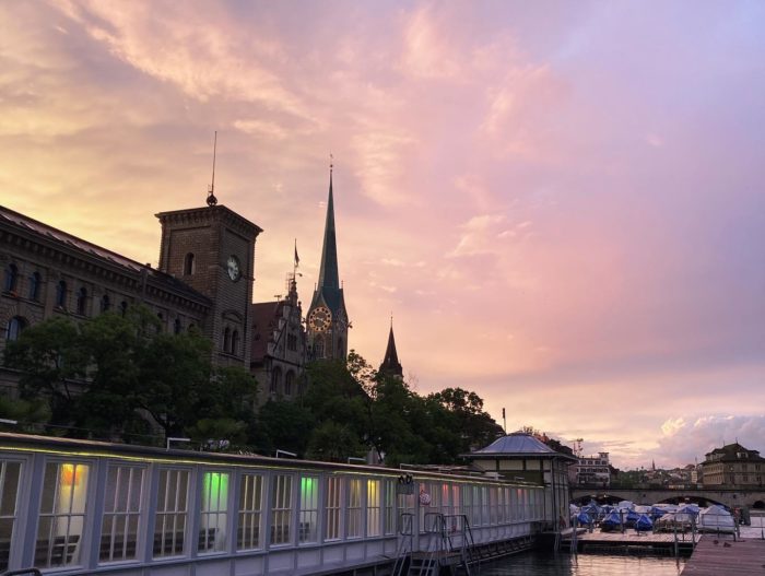 Barfussbar Zürich – haut sie uns aus den Socken?