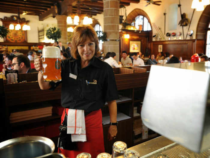 Zeughauskeller Zürich – So schmeckt die Schweiz!